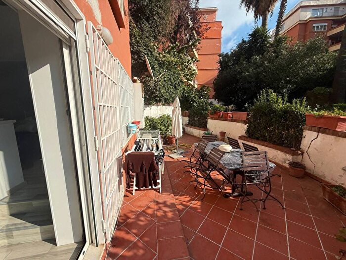 Appartamento bilocale in affitto in Via Alessandro Manzoni, Posillipo, Napoli