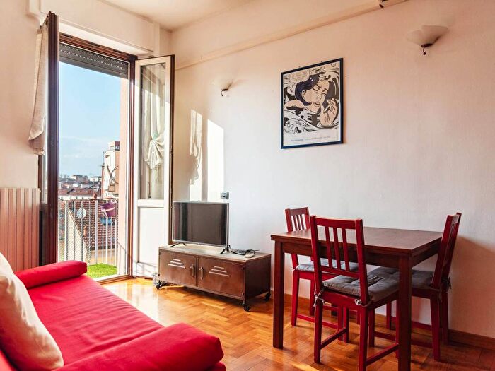 Appartamento monolocale in affitto in Via Lazzaro Papi, Porta Romana Medaglie dOro, Milano