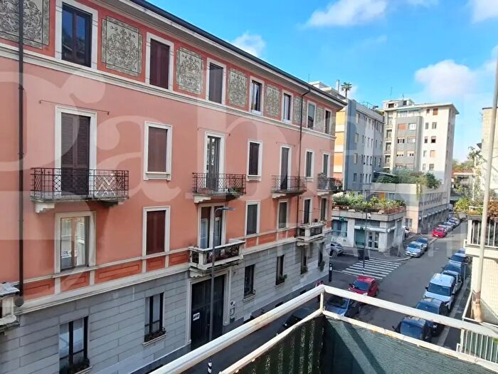 Appartamento bilocale in affitto in Via Roggia Scagna, Milano