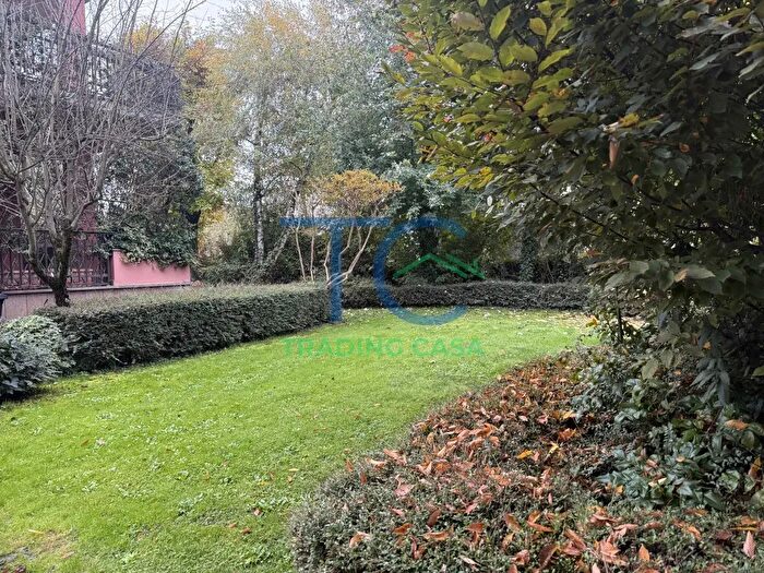 Casa con 8 locali in vendita in Via Vittorio Veneto, CastellArquato