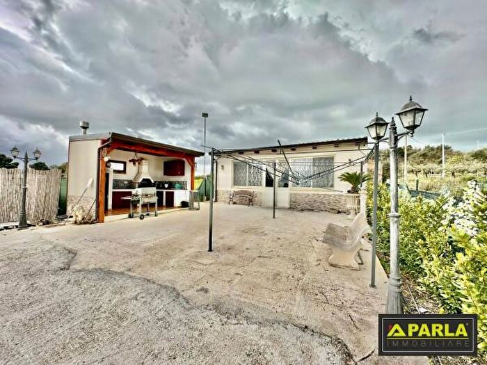 Casa quadrilocale in vendita in Canicatti