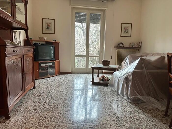 Appartamento trilocale in vendita in Via Rossi Antondomenico, Piacenza