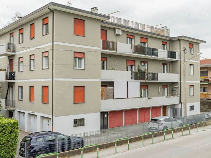 Appartamento bilocale in affitto in Via Decorati al Valore Civile Padova, Paltana Mandria, Padova