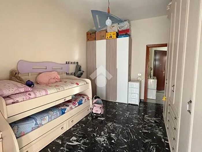 Appartamento trilocale in vendita in Via Vitrani, Barletta