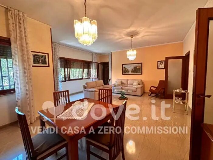 Appartamento quadrilocale in vendita in Via Lorenzo Maria Neroni, Caserta