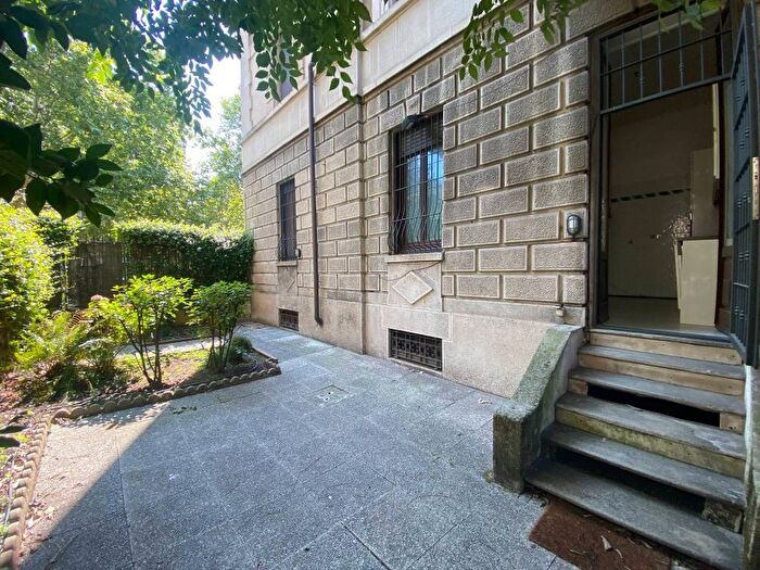 Appartamento trilocale in affitto in Viale Romagna, Città Studi, Milano