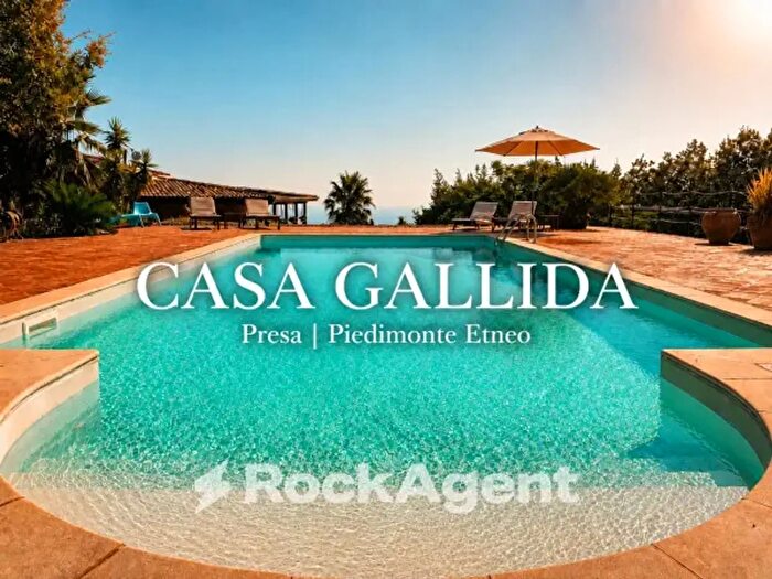 Casa con 6 locali in vendita in Via Millicucco, Piedimonte Etneo