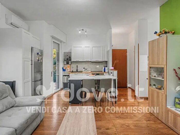 Appartamento trilocale in vendita in Via Giuseppe Verdi, Valbrembo