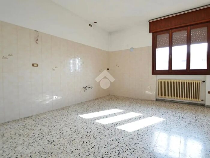 Appartamento con 5 locali in vendita in Via Giannino Ancillotto, Eraclea