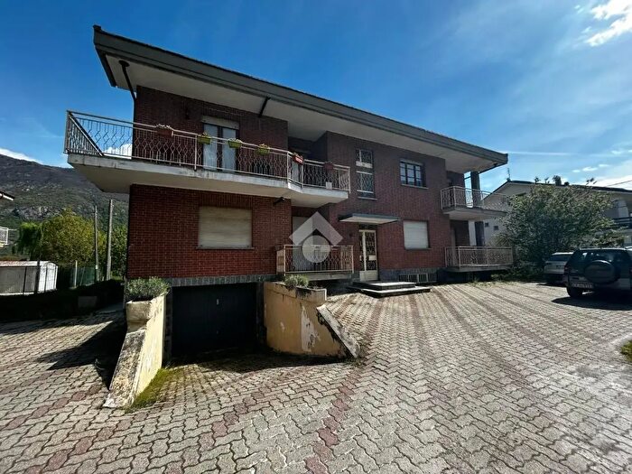 Appartamento quadrilocale in affitto in Via Copotti, Villar Focchiardo