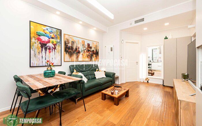 Appartamento trilocale in vendita in Via Privata Derna, Milano