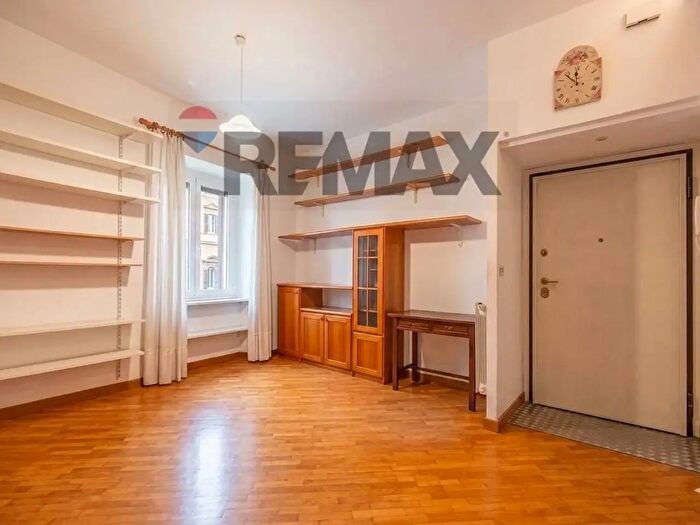 Appartamento trilocale in vendita in Circonvallazione Gianicolense, Roma