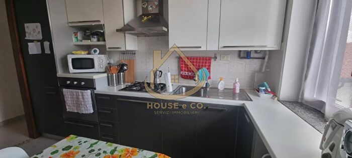 Appartamento trilocale in vendita in Via Vecchia di Vigevano, Gambolo