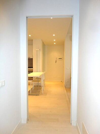 Appartamento trilocale in affitto in Via Alessandro Tadino, Buenos Aires, Milano