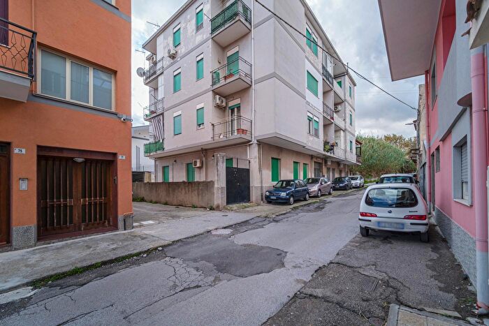 Appartamento quadrilocale in vendita in Via Nuova Santa Lucia, Messina