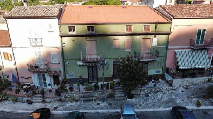 Appartamento trilocale in vendita in Piazza Settemb, San Martino Valle Caudina