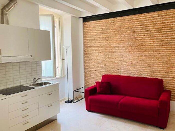 Appartamento bilocale in affitto in Via Salvecchio, Città Alta, Bergamo