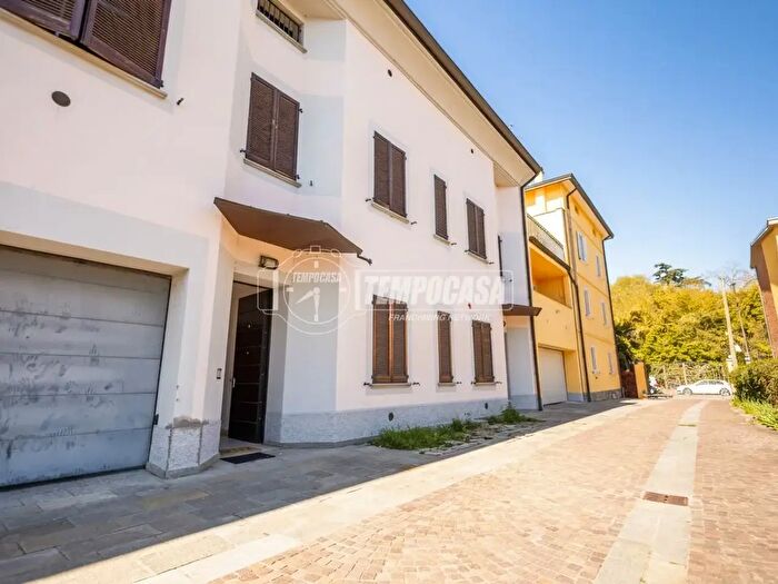 Appartamento trilocale in vendita in SantIlario DEnza