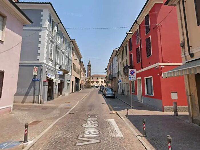 Appartamento con 5 locali in affitto in Via Mazzini, Sannazzaro De' Burgondi