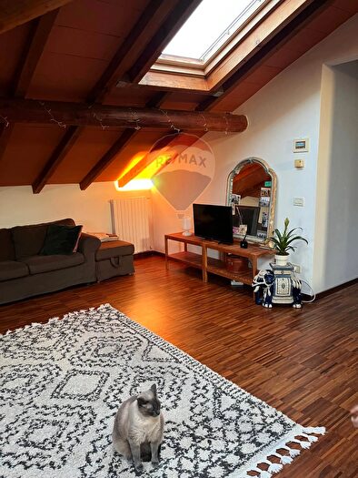 Appartamento quadrilocale in vendita in Via Giovanni Pascoli, Salsomaggiore Terme