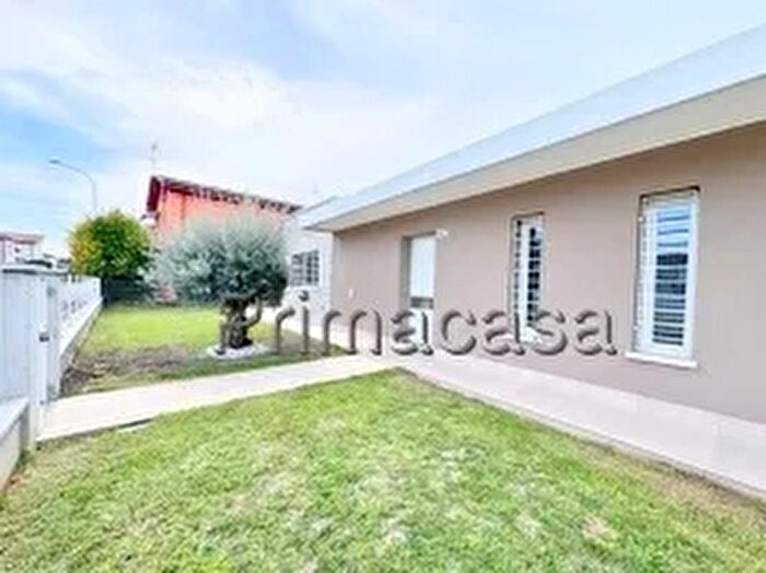 Casa con 5 locali in vendita in Via XI Febbraio a, Cerea