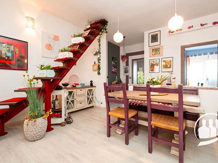 Appartamento con 5 locali in vendita in Via Alfonso Lorenzini, Collegno