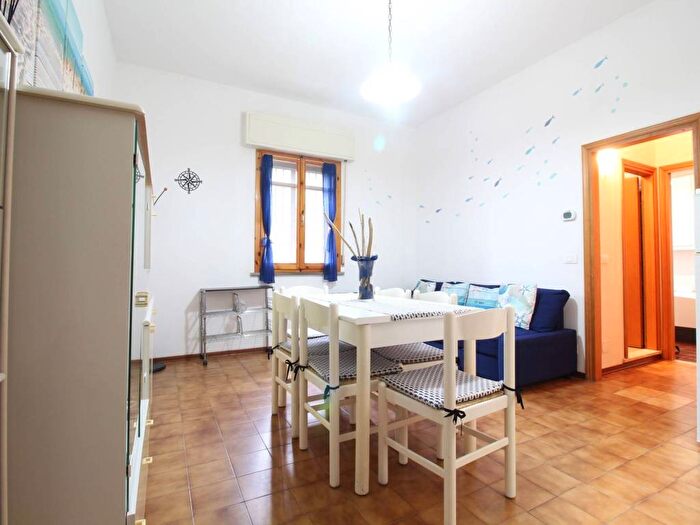 Appartamento trilocale in affitto in Viale Adriatico, Lido di Savio Lido di Classe, Ravenna