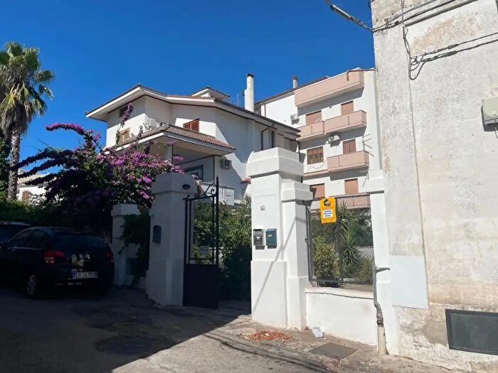 Appartamento quadrilocale in vendita in Crispiano