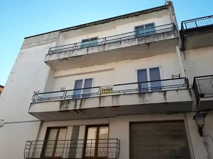 Appartamento con 6 locali in vendita in Palazzolo Acreide
