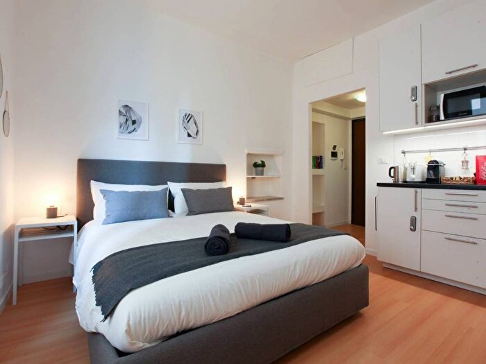 Appartamento monolocale in affitto in Viale Bligny, Bocconi, Milano
