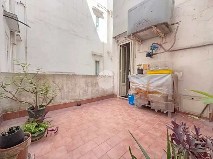 Appartamento con 5 locali in vendita in Via Mendola, Palermo