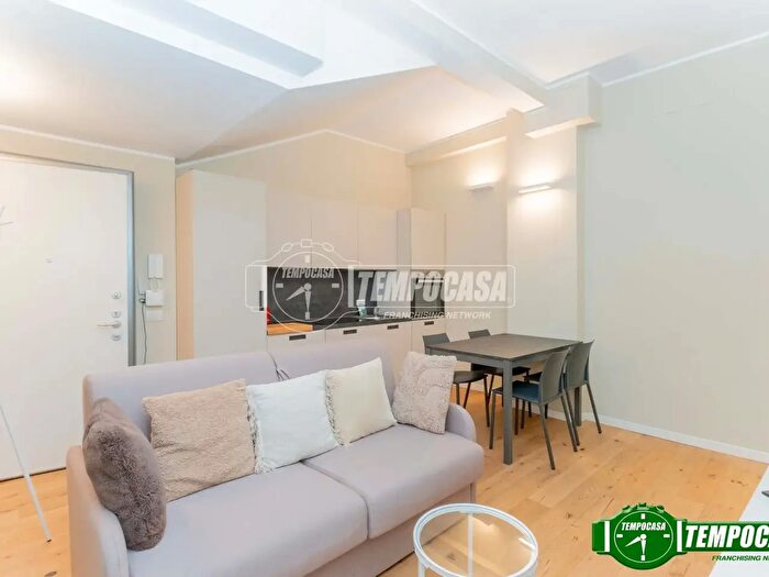 Appartamento bilocale in vendita in Via Francesco Primaticcio, Milano