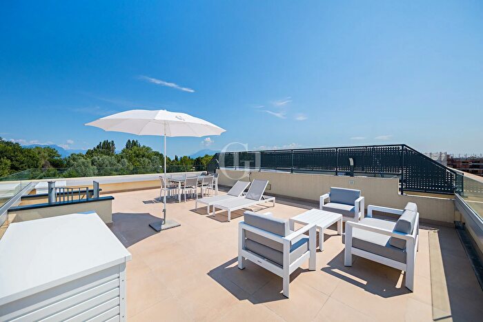 Appartamento trilocale in vendita in Via Giovanni Palatucci C, Desenzano Del Garda