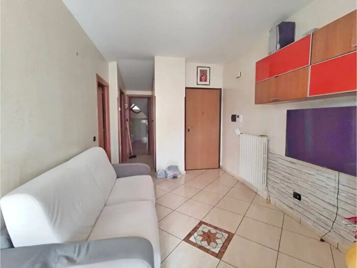 Appartamento trilocale in vendita in Solofra