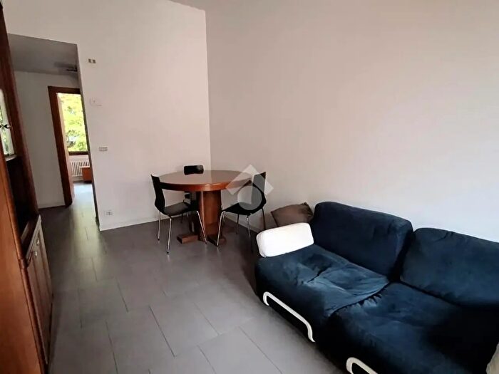 Appartamento quadrilocale in vendita in Via Livigno, Milano