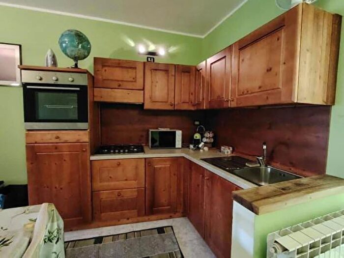 Appartamento bilocale in vendita in Frazione Vesey, Issogne