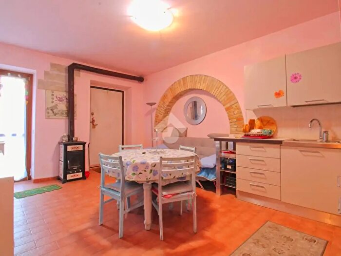 Appartamento trilocale in vendita in Via Frazione Musone, Recanati