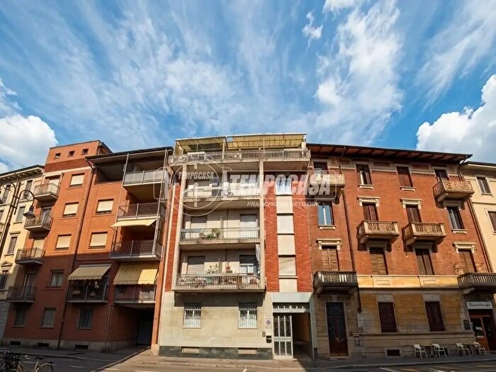 Appartamento bilocale in vendita in Via Bussoleno, Torino