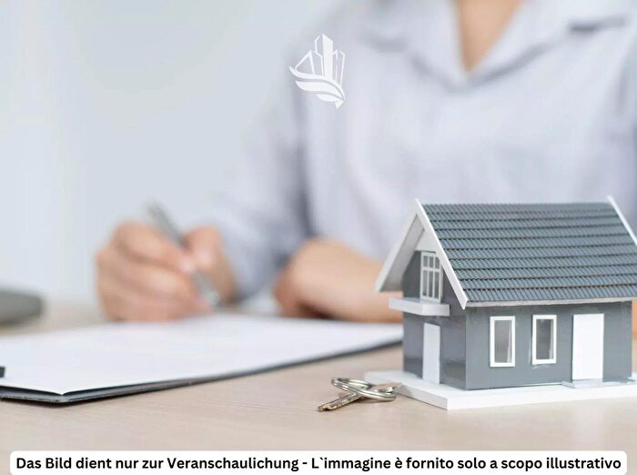 Casa con 6 locali in vendita in Via Winkel, Merano