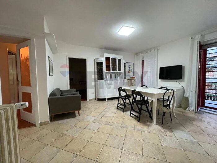Appartamento quadrilocale in affitto in Via Michele Troisi, Bari