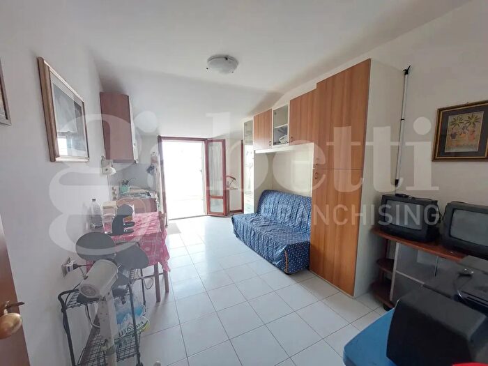 Casa monolocale in vendita in Via dei Tigli, Alba Adriatica