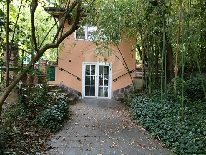 Casa in vendita in Via dell' Osservanza, Bologna