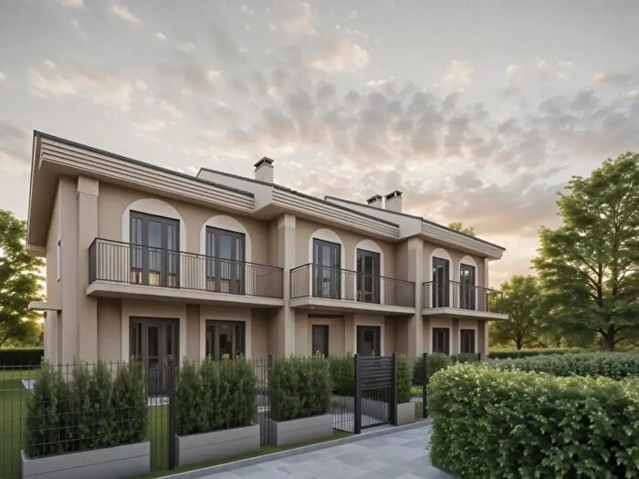 Casa con 5 locali in vendita in Via Nazario Sauro, Thiene