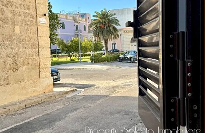 Appartamento con 5 locali in vendita in Via Regia Isabella Ugento Centro Storico, Ugento