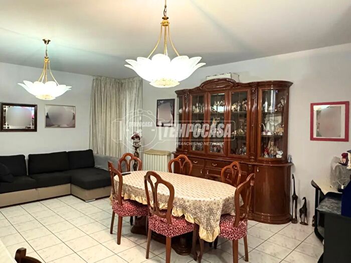 Appartamento bilocale in vendita in Via Cesare Pavese, Sedriano