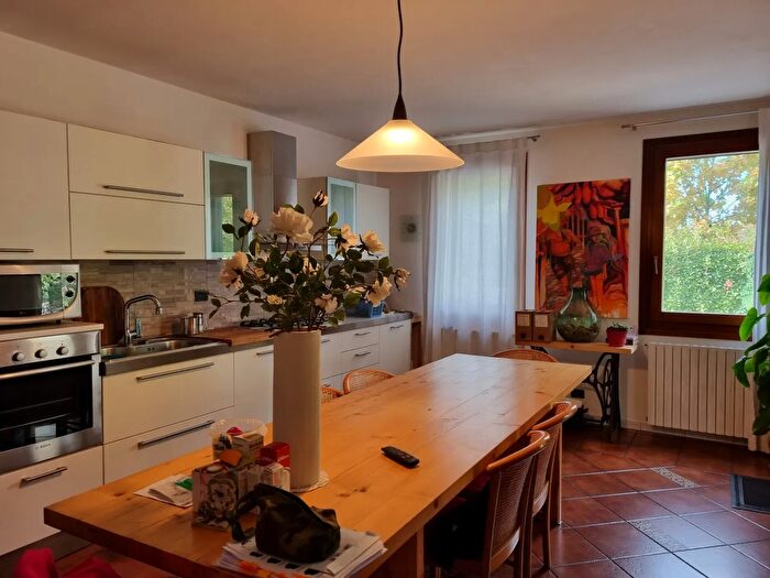 Casa con 6 locali in vendita in Via Cavour, Ospedaletto Euganeo