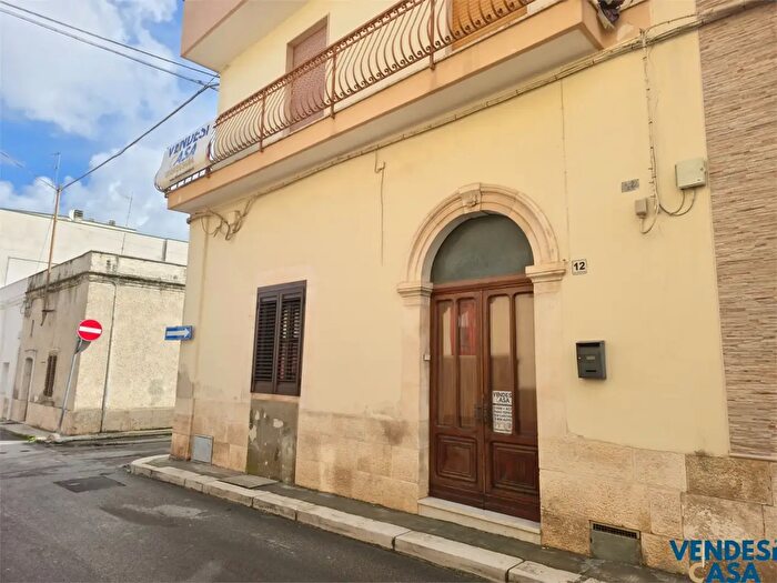 Appartamento trilocale in vendita in Via Savonarola, Adelfia