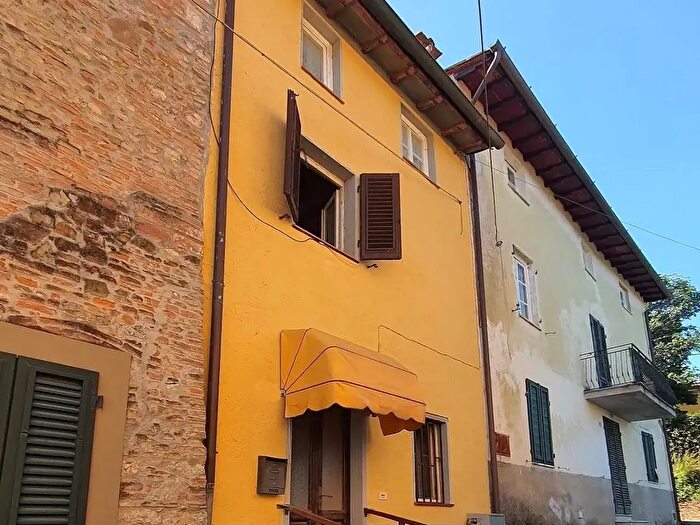 Casa trilocale in vendita in Lucca