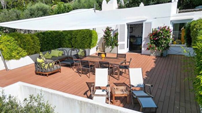 Appartamento trilocale in vendita in Anacapri