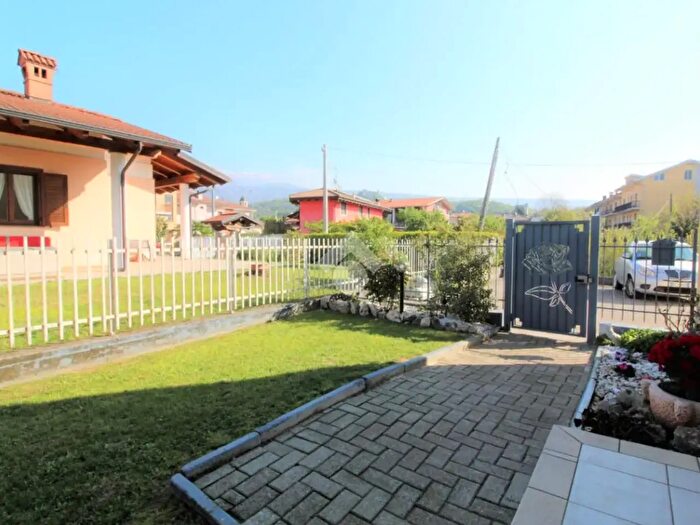 Case in Vendita e in Affitto - 3